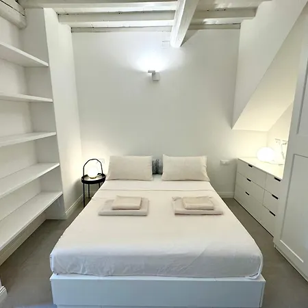 Casa Rebecca Al Duomo Apartament